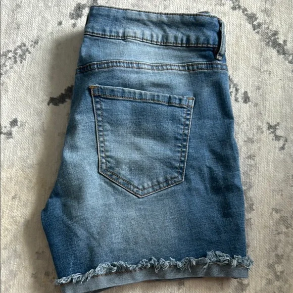 Denim Blue Women Shorts - Picture 3 of 4